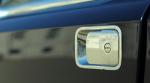 2012 Momo Mirage door handle detail